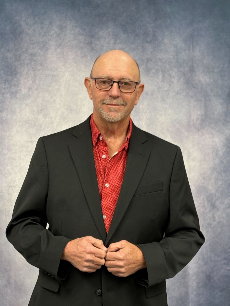 Robert E. Middleton, Jr. 